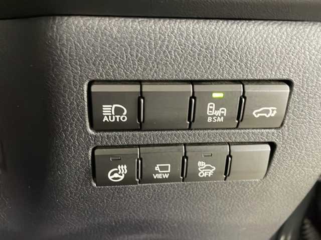 レクサス ＮＸ 300h バージョンL 福岡県 2019(平31)年 4.4万km グラファイトブラックガラスフレーク 純正ナビ/（フルセグ/BT/CD）/全方位カメラ/電動リアゲート/前後ドラレコ/サンルーフ/三眼LEDライト/シーケンシャルウィンカー/ナビ連動ビルトインETC2.0/メモリー付きパワーシート/後部座席背もたれパワーシート/シートヒーター全席/エアシートD/N/ステアリングヒーター/プッシュスタート/スマートキー/ドアバイザー/純正フロアマット