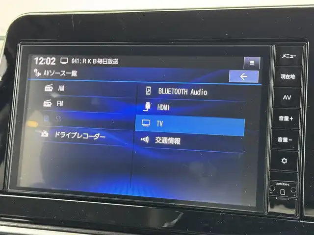 日産 オーラ G レザーエディション 福岡県 2024(令6)年 0.1万km 黒 純正９型ナビ　/全方位カメラ　/ナビ連動前方ドラレコ　/デジタルインナーミラー　/ＥＴＣ　/コーナーセンサー　/エマージェンシーブレーキ　/レーンキープ　/ブラインドスポットモニター　/純正１７インチＡＷ　/ＬＥＤライト