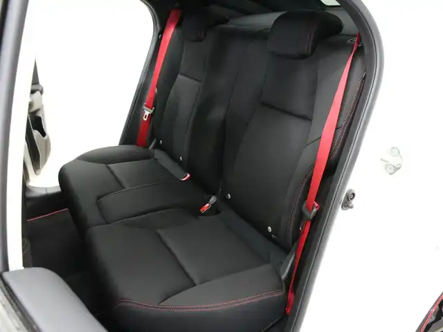 ホンダ シビック タイプR 三重県 2016(平28)年 1.9万km チャンピオンシップホワイト 6MT/純正ナビ（VXM-165VFi)/　フルセグTV/CD/DVD/Bluetooth/バックカメラ/ETC/LEDヘッドライト/フォグランプ/オートライト/クルーズコントロール/ステアリングリモコン/ブレンボキャリパー/シートリフター /センターコンソール/19インチアルミホイール/オートエアコン