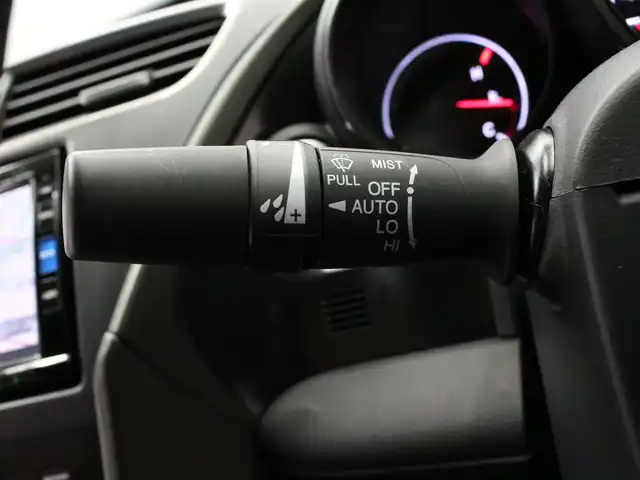 ホンダ シビック タイプR 三重県 2016(平28)年 1.9万km チャンピオンシップホワイト 6MT/純正ナビ（VXM-165VFi)/　フルセグTV/CD/DVD/Bluetooth/バックカメラ/ETC/LEDヘッドライト/フォグランプ/オートライト/クルーズコントロール/ステアリングリモコン/ブレンボキャリパー/シートリフター /センターコンソール/19インチアルミホイール/オートエアコン