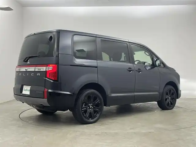 三菱 デリカＤ：５ シャモニー 埼玉県 2024(令6)年 0.3万km グラファイトグレーメタリック/ブラックマイカ 純正１０．１インチナビ　マルチアラウンドモニター　ＢＳＭ　電動ステップ　ドラレコ　ｅアシスト　レーダークルーズコントロール　シートヒーター　ＡＣ１００Ｖ　純正アルミホイール　オートハイビーム　ＬＥＤ