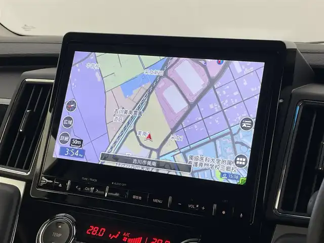 三菱 デリカＤ：５ シャモニー 埼玉県 2024(令6)年 0.3万km グラファイトグレーメタリック/ブラックマイカ 純正１０．１インチナビ　マルチアラウンドモニター　ＢＳＭ　電動ステップ　ドラレコ　ｅアシスト　レーダークルーズコントロール　シートヒーター　ＡＣ１００Ｖ　純正アルミホイール　オートハイビーム　ＬＥＤ