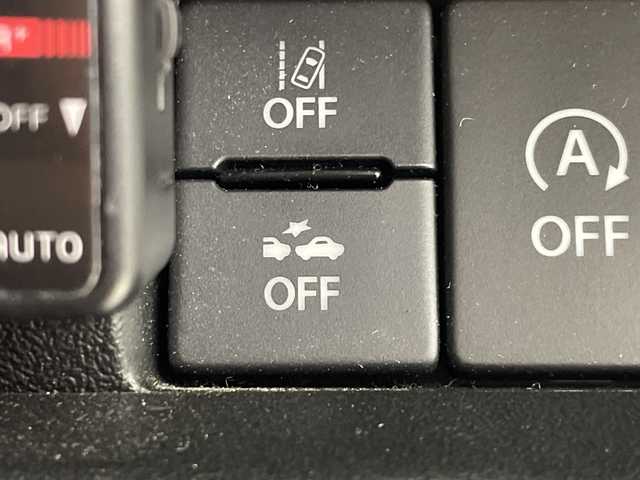 スズキ ジムニー XC 群馬県 2022(令4)年 3.5万km ジャングルグリーン ４ＷＤターボ　ルーフキャリア　ナビ　フルセグＴＶ　ドラレコ　ＥＴＣ　シートヒーター　ヘッドライトウォッシャー　フォグランプ　電動格納ミラー　クルーズコントロール　レーンキープアシスト　背面タイヤ　禁煙