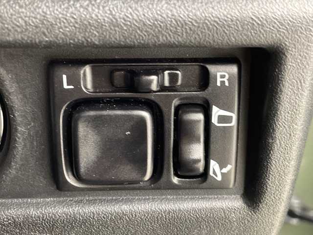 スズキ ジムニー XC 群馬県 2022(令4)年 3.5万km ジャングルグリーン ４ＷＤターボ　ルーフキャリア　ナビ　フルセグＴＶ　ドラレコ　ＥＴＣ　シートヒーター　ヘッドライトウォッシャー　フォグランプ　電動格納ミラー　クルーズコントロール　レーンキープアシスト　背面タイヤ　禁煙