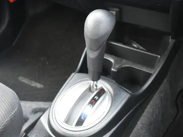 ホンダ フィット G スマートセレ ファインスタイル 神奈川県 2013(平25)年 5.2万km 白 ワンオーナー/社外メモリナビ/BTオーディオ/地デジTV/CD/DVD/ETC/ドアバイザー/純正フロアマット/保証書/取説ナビ説