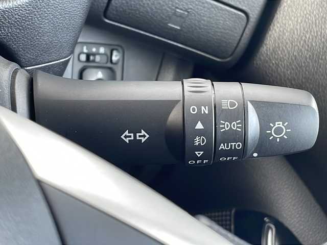 日産 デイズ ルークス ハイウェイスターX 三重県 2020(令2)年 4万km プレミアムパープルP 純正ナビ(AM/FM/CD/DVD/TV/BT)/全周囲カメラ/フルセグTV/片側パワースライドドア/オートハイビーム/純正フロアマット/衝突軽減ブレーキ/レーンキープアシスト/横滑り防止/アイドリングストップ/革巻きステアリング/電動格納ミラー/禁煙車
