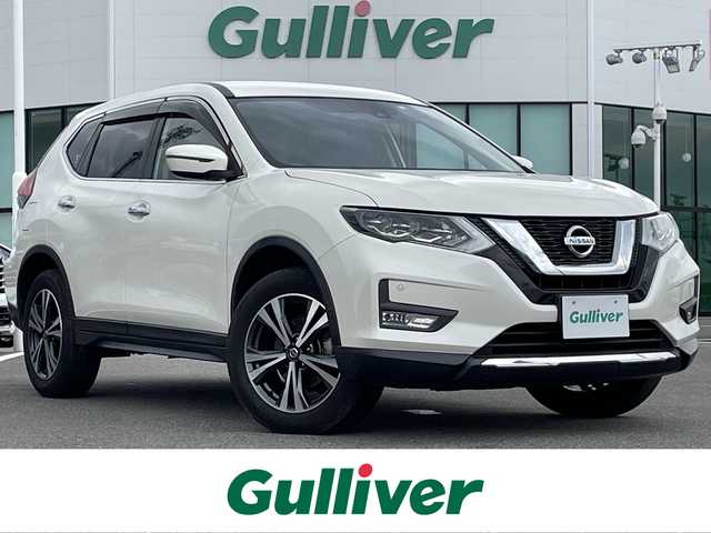 日産 エクストレイル 20X 佐賀県 2017(平29)年 6.5万km ブリリアントホワイトパール 純正9インチメモリナビ/・フルセグTV/CD/DVD/BR/USB/Bluetooth/バックカメラ/ドライブレコーダー/ビルトインETC/パワーバックドア/ミラーヒーター/合皮シート/ISOFIX対応/革巻きステアリング/ステアリングリモコン/純正18インチアルミホイール/純正LEDヘッドライト/純正フォグライト/純正フロアマット/純正ドアバイザ―/エマージェンシーブレーキ/レーンディパーチャーワーニング/クリアランスソナー/コーナリングスタビリティアシスト/アクティブエンジンブレーキ