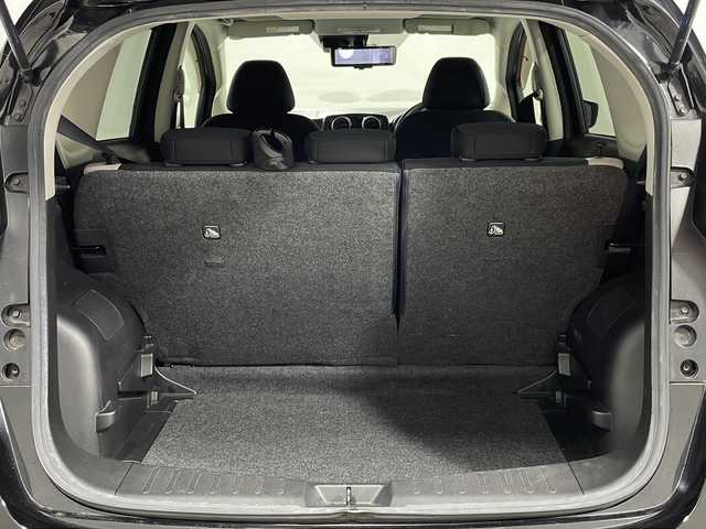 日産 ノート e－パワー X 広島県 2018(平30)年 5.2万km スーパーブラック 純正ナビ/アラウンドビューモニター/インテリジェントルームミラー/ドラレコ/ＥＴＣ２．０/コーナーセンサー/衝突軽減/レーンキープ/ＬＥＤヘッドライト/フルセグＴＶ/ＤＶＤ/オートライト/スマートキー/エアバッグ(運転席/助手席)/純正15インチアルミホイール(185/65/R15)