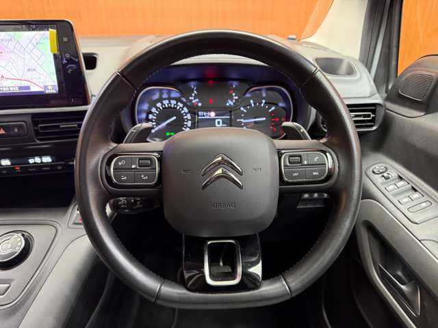 シトロエン ベルランゴ サーフED バイ･リップカール 千葉県 2021(令3)年 4.8万km グレー 特別仕様車　/ガラスルーフ　/グリップコントロール　/ＣａｒＰｌａｙ　/Ａｎｄｒｏｉｄ　/Ａｕｔｏ　/ナビ　/バックカメラ　/ＡＣＣ　/レーンキープアシスト　/ＢＳＭ　/パドルシフト　/ドライブレコーダー　/ＥＴＣ