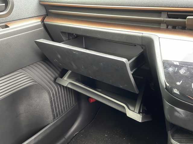 日産 サクラ G 新潟県 2022(令4)年 1.7万km 茶 純正ナビ（Bluetooth/DTV/FM/AM）/全周囲カメラ/プロパイロット/前後コーナーセンサー/D/N席シートヒーター/ビルトインETC2.0/LEDヘッドライト/パーキングアシスト/クルーズコントロール/ステアリングスイッチ/オートライト/オートエアコン/スペアキー×1/保証書/取扱説明書