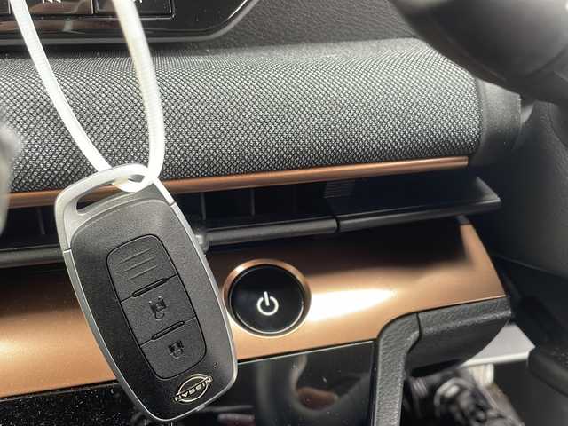 日産 サクラ G 新潟県 2022(令4)年 1.7万km 茶 純正ナビ（Bluetooth/DTV/FM/AM）/全周囲カメラ/プロパイロット/前後コーナーセンサー/D/N席シートヒーター/ビルトインETC2.0/LEDヘッドライト/パーキングアシスト/クルーズコントロール/ステアリングスイッチ/オートライト/オートエアコン/スペアキー×1/保証書/取扱説明書