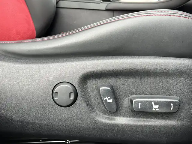 レクサス ＣＴ 200h クールツーリングスタイル 奈良県 2017(平29)年 2.5万km ソニッククォーツ 純正ナビ（B9109）/（フルセグ/BT/CD/DVD）/クルーズコントロール/パドルシフト/バックカメラ/前後コーナーセンサー/ハーフレザーシート（黒X赤）/前席パワーシート/前席シートヒーター/LEDヘッドライト/ステアリングスイッチ/オートライト/ETC2.0/純正17インチAW