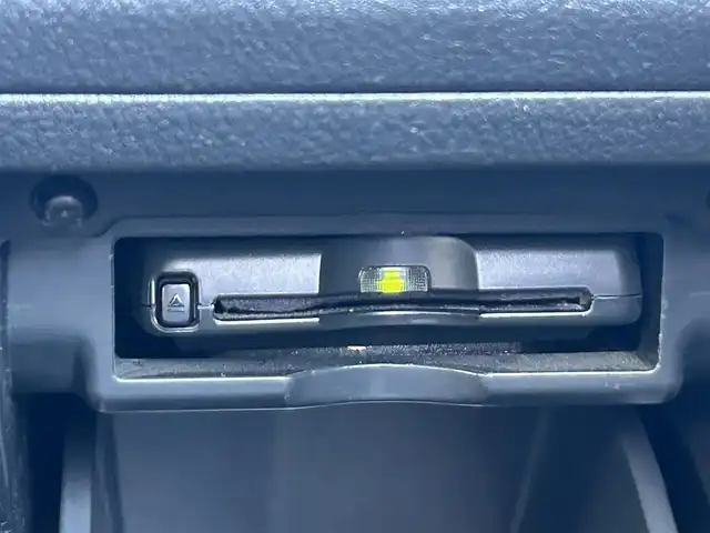 トヨタ ヴェルファイア 2．4Z プラチナセレクションⅡ 奈良県 2010(平22)年 18.5万km ホワイトパールクリスタルシャイン 両側パワースライドドア/純正ナビ(ワンセグTV/CD/DVD/AM・FM/BT/AUX)/純正フリップダウンモニター/バックカメラ/ETC/本革巻きステアリング/純正17インチアルミホイール/純正フロアマット