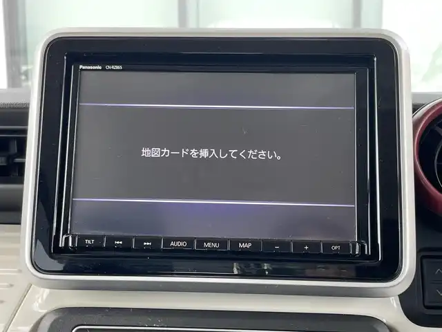 スズキ スペーシア HYBRID X 香川県 2021(令3)年 3.1万km ピュアホワイトP 登録時走行距離：30573km/ディーラー純正パナソニックSDナビ/　CD DVD BT フルセグTV/全方位カメラ/両側パワースライドドア/衝突被害軽減装置/レーンキープアシスト/クリアランスソナー/ヘッドアップディスプレイ/アイドリングストップ/横滑り防止装置/ロールサンシェード/サーキュレーター/シートヒーター/ハロゲンヘッドライト/オートライト/レベライザヘッドライト/ETC2.0/ドライブレコーダー/電動格納ミラー/ドアバイザー/純正フロアマット/プッシュスタート/スマートキー