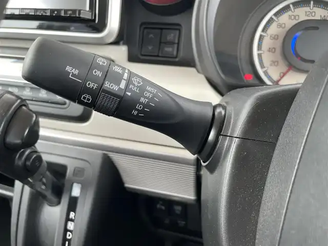 スズキ スペーシア HYBRID X 香川県 2021(令3)年 3.1万km ピュアホワイトP 登録時走行距離：30573km/ディーラー純正パナソニックSDナビ/　CD DVD BT フルセグTV/全方位カメラ/両側パワースライドドア/衝突被害軽減装置/レーンキープアシスト/クリアランスソナー/ヘッドアップディスプレイ/アイドリングストップ/横滑り防止装置/ロールサンシェード/サーキュレーター/シートヒーター/ハロゲンヘッドライト/オートライト/レベライザヘッドライト/ETC2.0/ドライブレコーダー/電動格納ミラー/ドアバイザー/純正フロアマット/プッシュスタート/スマートキー