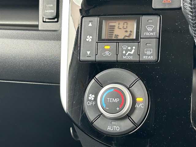 ダイハツ タント カスタム RS トップED SAⅡ 奈良県 2016(平28)年 6.1万km パールホワイトⅢ 8インチ純正ナビ　/フルセグ　/ＤＶＤ　/Ｂｌｕｅｔｏｏｔｈ　/バックカメラ　/ＥＴＣ　/両側パワースライドドア　/ハーフレザーシート　/ベンチシート　/純正フロアマット/純正アルミホイール　/衝突被害軽減ブレーキ　/Ｗ＋サイドエアバッグ/スペアキー1本/保証書/取扱説明書