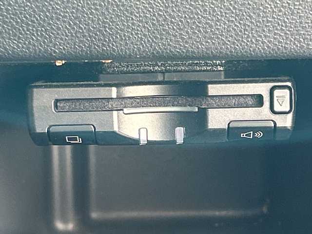 ダイハツ タント カスタム RS トップED SAⅡ 石川県 2016(平28)年 6.1万km パールホワイトⅢ 8インチ純正ナビ　/フルセグ　/ＤＶＤ　/Ｂｌｕｅｔｏｏｔｈ　/バックカメラ　/ＥＴＣ　/両側パワースライドドア　/ハーフレザーシート　/ベンチシート　/純正フロアマット/純正アルミホイール　/衝突被害軽減ブレーキ　/Ｗ＋サイドエアバッグ/スペアキー1本/保証書/取扱説明書