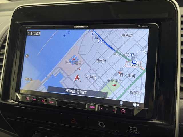 日産 セレナ ハイウェイスター V 宮崎県 2019(令1)年 7.2万km ブリリアントホワイトパール プロパイロット/エマ―ジェンシーブレーキ/LDW(車線逸脱警報）/LDP（車線逸脱防止支援）/BSW(後側方車両検知警報）/BSI（後側方衝突防止支援）/オートマチックハイビーム/クリアランスソナー/社外9インチSDナビ/フルセグTV/CD/DVD/Bluetooth/アラウンドビューモニター/社外10.2インチ後席フリップダウンモニター（TVM-FW1020）/両側パワースライドドア/ハンズフリーオートスライドドア/インテリジェントパーキングアシスト/レザー調シートカバー/LEDヘッドライト/純正16インチAW/ビルトインETC/前後ドライブレコーダー/スマートキー×２