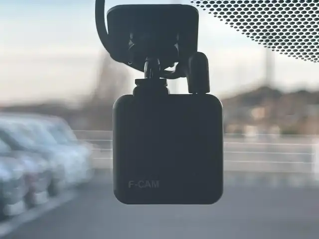 トヨタ ランドクルーザー プラド TX Lパッケージ 愛媛県 2023(令5)年 3.9万km ホワイトパールクリスタルシャイン ワンオーナー/純正ナビ（Bluetooth/フルセグTV）/アラウンドビューモニター/デジタルインナーミラー/TRDプッシュスタートボタン/電動格納サードシート/ETC2.0/電子インナーミラー型ドライブレコーダー/パワーシート/シートヒーター/シートベンチレーション/サンルーフ/アダプティブクルーズコントロール/スペアキー（スマートキー）/純正フロアマット/純正19インチアルミホイール/ルーフレール/センターデフロック/ダウンヒルアシストコントロール/LEDヘッドライト/フォグランプ/スペアタイヤ/保証書/取扱説明書/ナビ取説