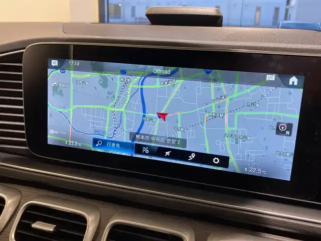 メルセデス・ベンツ ＧＬＳ４００ｄ 4マチック AMGライン 熊本県 2022(令4)年 5万km ダイヤモンドホワイト ・スマートキー/・プッシュスタート/・パノラマサンルーフ/・アクティブステアリングアシスト/・アクティブレーンキーピングアシスト/・道路標識アシスト/・アクティブブレーキアシスト/・アテンションアシスト/・ブラインドスポットモニター/・レーンチェンジアシスト/・インテリジェントライトシステム/・DSR/・クルーズコントロール(追従式)/・黒革シート/・全席パワーシート/・前席エアシート/・全席シートヒーター/・純正メモリナビ/　【Bluetooth・USB・AppleCarPlay・AndroidAuto】/・Burmesterサウンドシステム/・フルセグTV/・全方位カメラ/・ETC2.0/・hot&coolサウンドシステム/・パワーバックドア/・LEDヘッドランプ/・純正マット