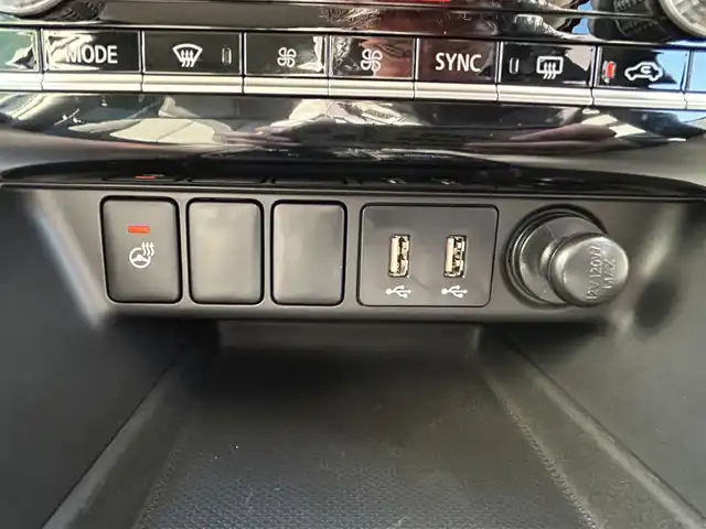 三菱 エクリプス クロス ＰＨＥＶ G 愛媛県 2020(令2)年 2万km チタニウムグレーメタリック 純正ナビ（Bluetooth/フルセグTV）/アラウンドビューモニター/AppleCarPlay/AndroidAuto/アダプティブクルーズコントロール/ETC2.0/パワーシート/ハーフレザーシート/シートヒーター/ブラインドスポットモニター/ステアリングヒーター/ドライブモード/純正18インチアルミホイール/前後ドライブレコーダー/前後コーナーセンサー/オートマチックハイビーム/LEDヘッドライト/スマートキー×２