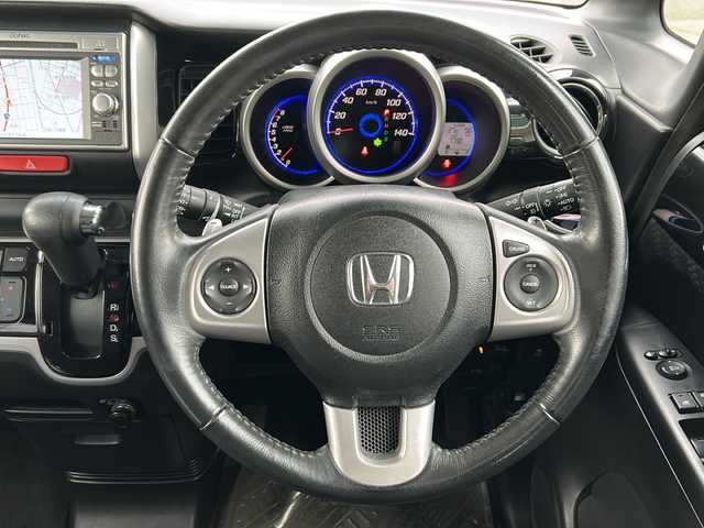 ホンダ Ｎ ＢＯＸ カスタム G ターボパッケージ 秋田県 2013(平25)年 6万km プレミアムゴールドパープルパール 社外メモリナビ/社外CD、DVD、TV/両側パワースライドドア/バックカメラ/純正15インチAW/ETC/スペアキー