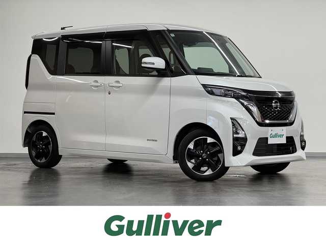 日産 ルークス HWS X プロパイロットED 三重県 2020(令2)年 1.2万km ホワイトパール S-HYBRID/FF/インパネCVT/純正 9インチナビ MM319D-L/（iPod/SD/FM/AM/TV/WALKMAN/USB/Bluetooth/CD/DVD/MUSIC STOCKER/VTR/AUX/ドラレコ）/アラウンドビューモニター（移動物検知機能付）/両側ハンズフリーオートスライドドア/ドライブレコーダー 前方（ナビ連動）/安全/・インテリジェント エマージェンシーブレーキ/・プロパイロット/・インテリジェント LI（車線逸脱防止支援システム）＋LDW（車線逸脱警報）/・インテリジェント DA（ふらつき警報）/・インテリジェント FCW（前方衝突予測警報）/・フロント & バックソナー/・標識検知機能（進入禁止、最高速度、一時停止）/・先行車発進お知らせ/・SOSコール/・ハイビームアシスト/装備/・オートエアコン/・リヤシーリングファン/・オートライト/・LED ヘッドライト＋フロントフォグライト/・ステアリングスイッチ/・プッシュスタート/・電動格納ドアミラー/・純正 14inAW/・インテリジェントキーx2/など