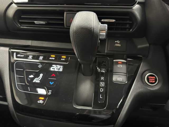 日産 ルークス HWS X プロパイロットED 三重県 2020(令2)年 1.2万km ホワイトパール S-HYBRID/FF/インパネCVT/純正 9インチナビ MM319D-L/（iPod/SD/FM/AM/TV/WALKMAN/USB/Bluetooth/CD/DVD/MUSIC STOCKER/VTR/AUX/ドラレコ）/アラウンドビューモニター（移動物検知機能付）/両側ハンズフリーオートスライドドア/ドライブレコーダー 前方（ナビ連動）/安全/・インテリジェント エマージェンシーブレーキ/・プロパイロット/・インテリジェント LI（車線逸脱防止支援システム）＋LDW（車線逸脱警報）/・インテリジェント DA（ふらつき警報）/・インテリジェント FCW（前方衝突予測警報）/・フロント & バックソナー/・標識検知機能（進入禁止、最高速度、一時停止）/・先行車発進お知らせ/・SOSコール/・ハイビームアシスト/装備/・オートエアコン/・リヤシーリングファン/・オートライト/・LED ヘッドライト＋フロントフォグライト/・ステアリングスイッチ/・プッシュスタート/・電動格納ドアミラー/・純正 14inAW/・インテリジェントキーx2/など