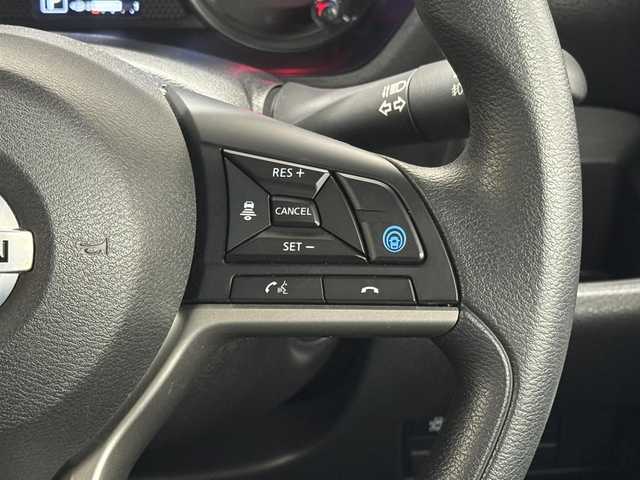 日産 ルークス HWS X プロパイロットED 三重県 2020(令2)年 1.2万km ホワイトパール S-HYBRID/FF/インパネCVT/純正 9インチナビ MM319D-L/（iPod/SD/FM/AM/TV/WALKMAN/USB/Bluetooth/CD/DVD/MUSIC STOCKER/VTR/AUX/ドラレコ）/アラウンドビューモニター（移動物検知機能付）/両側ハンズフリーオートスライドドア/ドライブレコーダー 前方（ナビ連動）/安全/・インテリジェント エマージェンシーブレーキ/・プロパイロット/・インテリジェント LI（車線逸脱防止支援システム）＋LDW（車線逸脱警報）/・インテリジェント DA（ふらつき警報）/・インテリジェント FCW（前方衝突予測警報）/・フロント & バックソナー/・標識検知機能（進入禁止、最高速度、一時停止）/・先行車発進お知らせ/・SOSコール/・ハイビームアシスト/装備/・オートエアコン/・リヤシーリングファン/・オートライト/・LED ヘッドライト＋フロントフォグライト/・ステアリングスイッチ/・プッシュスタート/・電動格納ドアミラー/・純正 14inAW/・インテリジェントキーx2/など