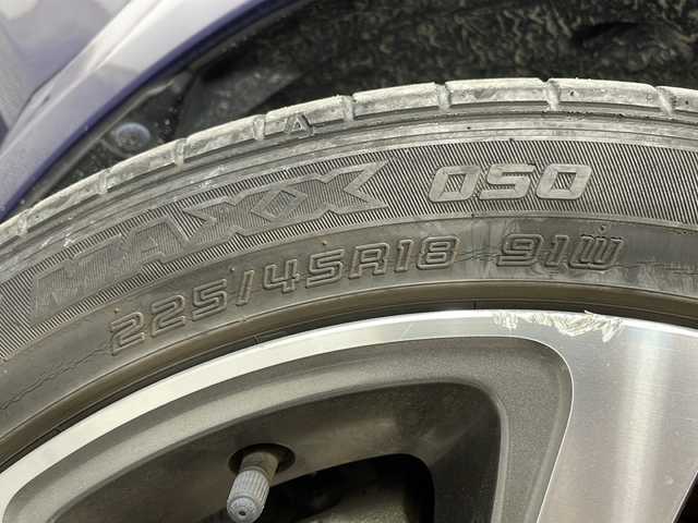 スバル レヴォーグ 1．6GT－S アイサイト 広島県 2016(平28)年 5.3万km ラピスブルーP STIエアロ/DIATONEナビ/サイド/バックモニター/パワーシート/アイサイト/・プリクラッシュブレーキ/・レーンキープアシスト/・レーダークルーズコントロール/・ハイビームアシスト/・ブラインドスポットモニター/・誤発進抑制機能/パドルシフト/LEDヘッドランプ/純正18インチAW/ETC
