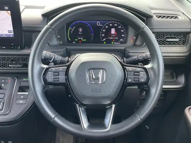 ホンダ ステップワゴン スパーダ eHEV 和歌山県 2022(令4)年 2.7万km スーパープラチナグレーメタリック 純正9インチナビ/バックカメラ/フルセグTV/BT/衝突軽減ブレーキ/前後コーナーセンサー/レーダークルコン/ブラインドスポットモニター/オートライト/レーンキープアシスト/ドラレコ/ビルトインETC/両側パワスラ/シートヒーター/電動リアゲート/オットマン/オートホールド/パドルシフト/LEＤヘッドライト/フォグランプ