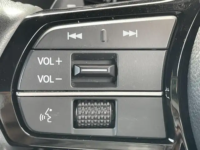 ホンダ ステップワゴン スパーダ eHEV 和歌山県 2022(令4)年 2.7万km スーパープラチナグレーメタリック 純正9インチナビ/バックカメラ/フルセグTV/BT/衝突軽減ブレーキ/前後コーナーセンサー/レーダークルコン/ブラインドスポットモニター/オートライト/レーンキープアシスト/ドラレコ/ビルトインETC/両側パワスラ/シートヒーター/電動リアゲート/オットマン/オートホールド/パドルシフト/LEＤヘッドライト/フォグランプ