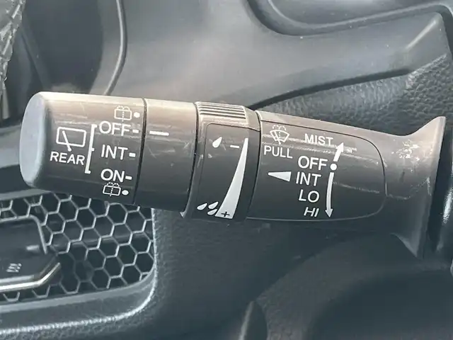 ホンダ ステップワゴン スパーダ eHEV 和歌山県 2022(令4)年 2.7万km スーパープラチナグレーメタリック 純正9インチナビ/バックカメラ/フルセグTV/BT/衝突軽減ブレーキ/前後コーナーセンサー/レーダークルコン/ブラインドスポットモニター/オートライト/レーンキープアシスト/ドラレコ/ビルトインETC/両側パワスラ/シートヒーター/電動リアゲート/オットマン/オートホールド/パドルシフト/LEＤヘッドライト/フォグランプ