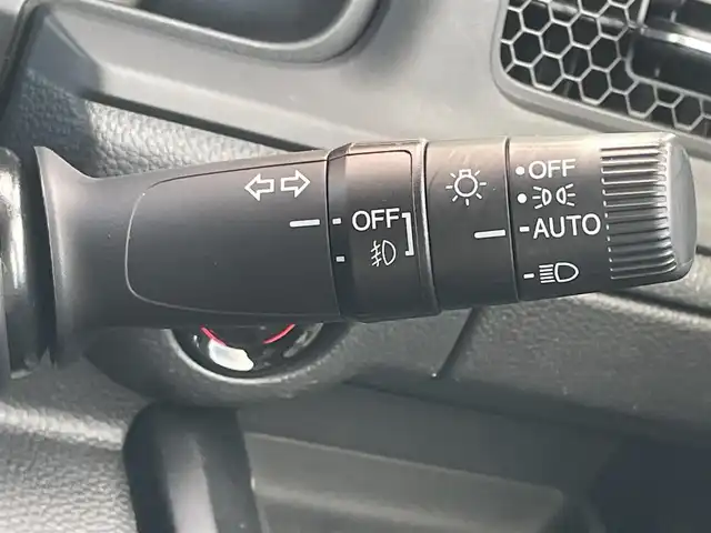 ホンダ ステップワゴン スパーダ eHEV 和歌山県 2022(令4)年 2.7万km スーパープラチナグレーメタリック 純正9インチナビ/バックカメラ/フルセグTV/BT/衝突軽減ブレーキ/前後コーナーセンサー/レーダークルコン/ブラインドスポットモニター/オートライト/レーンキープアシスト/ドラレコ/ビルトインETC/両側パワスラ/シートヒーター/電動リアゲート/オットマン/オートホールド/パドルシフト/LEＤヘッドライト/フォグランプ