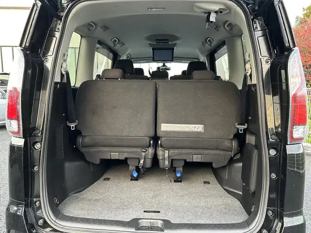 日産 セレナ ハイウェイスター 大阪府 2017(平29)年 6.5万km ダイヤモンドブラック 純正8インチナビ/10.6インチフリップダウンモニター/・フルセグTV/TVキャンセラー/USB/BT/DVD/AUX/バックカメラ/片側パワースライドドア/前後ドライブレコーダー/ETC/全席充電ポート/追従なしクルーズコントロール/純正フロアマット/純正16インチAW/コーナーセンサー/LEDヘッド・フォグ/スペアキー/アイドリングストップ