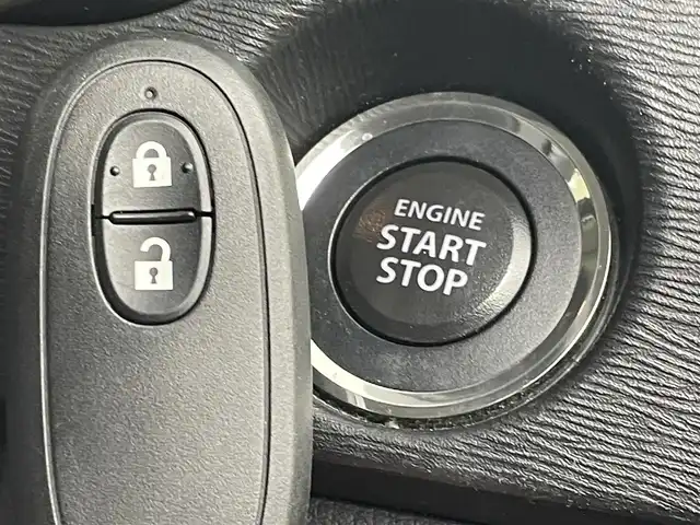 スズキ ワゴンＲ 20周年記念車 群馬県 2013(平25)年 5万km パールホワイト セーフティサポート　純正７インチナビ　バックカメラ　ＨＩＤオートライト　シートヒーター　純正１５インチアルミホイール　ステアリングリモコン　ドラレコ　ＥＴＣ　スマートキー　横滑り防止装置　禁煙車