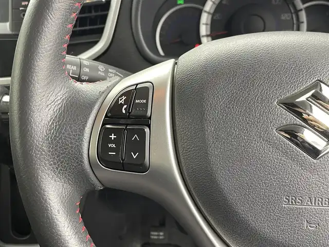 スズキ ワゴンＲ 20周年記念車 群馬県 2013(平25)年 5万km パールホワイト セーフティサポート　純正７インチナビ　バックカメラ　ＨＩＤオートライト　シートヒーター　純正１５インチアルミホイール　ステアリングリモコン　ドラレコ　ＥＴＣ　スマートキー　横滑り防止装置　禁煙車