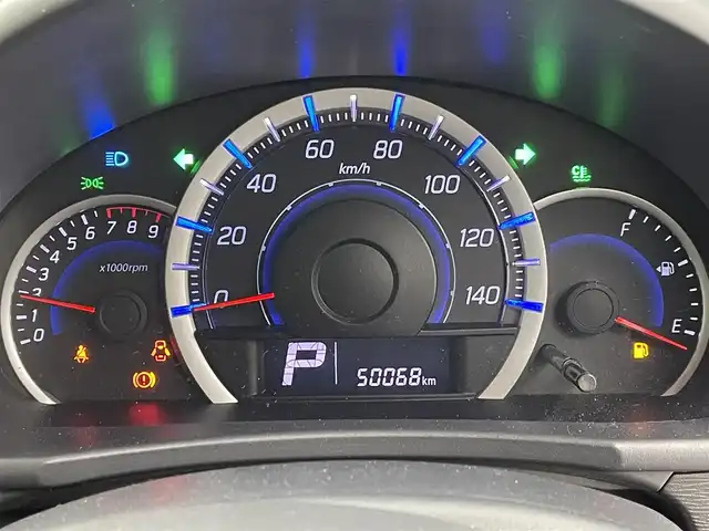 スズキ ワゴンＲ 20周年記念車 群馬県 2013(平25)年 5万km パールホワイト セーフティサポート　純正７インチナビ　バックカメラ　ＨＩＤオートライト　シートヒーター　純正１５インチアルミホイール　ステアリングリモコン　ドラレコ　ＥＴＣ　スマートキー　横滑り防止装置　禁煙車