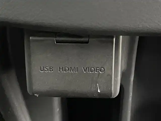 スズキ ワゴンＲ 20周年記念車 群馬県 2013(平25)年 5万km パールホワイト セーフティサポート　純正７インチナビ　バックカメラ　ＨＩＤオートライト　シートヒーター　純正１５インチアルミホイール　ステアリングリモコン　ドラレコ　ＥＴＣ　スマートキー　横滑り防止装置　禁煙車