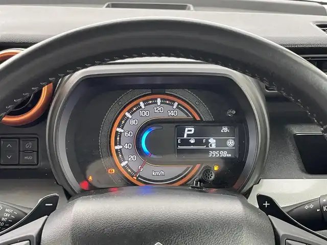 スズキ スペーシア ギア HYBRID XZターボ 埼玉県 2020(令2)年 4万km ツールグリーンパールメタリック/ガンメタリック2トーンルーフ 純正８インチナビ　全周囲カメラ　両側パワースライドドア　ＨＵＤ　ＥＴＣ　クルーズコントロール　スズキセーフティサポート　４ＷＤ　ＬＥＤヘッドライト　リアサーキュレーター　地デジＴＶ　Ｂｌｕｅｔｏｏｔｈ