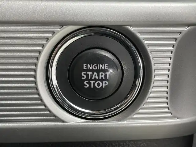 スズキ スペーシア ギア HYBRID XZターボ 埼玉県 2020(令2)年 4万km ツールグリーンパールメタリック/ガンメタリック2トーンルーフ 純正８インチナビ　全周囲カメラ　両側パワースライドドア　ＨＵＤ　ＥＴＣ　クルーズコントロール　スズキセーフティサポート　４ＷＤ　ＬＥＤヘッドライト　リアサーキュレーター　地デジＴＶ　Ｂｌｕｅｔｏｏｔｈ