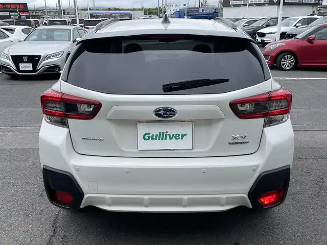 スバル ＸＶ ハイブリッド アドバンス スタイルエディション 徳島県 2022(令4)年 1.9万km クリスタルホワイトP 純正ナビ(CN-FX810D)/(CD・DVD・BD/Bluetooth/TV)/フロント・サイド・バックカメラ/社外ETC/ステアリングスイッチ/衝突被害軽減システム/追従機能付クルーズコントロール/レーンキープアシスト/ダウンヒルアシストコントロール/LEDヘッドライト/フロントフォグライト/オートライト/ハーフレザーシート/前席パワーシート/前席シートヒーター/D席シートメモリー/電動パーキングブレーキ/純正18インチアルミホイール/ルーフレール/USB充電/スマートキー/スペアキー