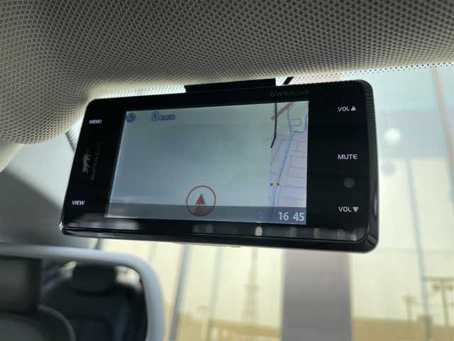 アウディ Ａ８ 4．0 TFSI クワトロ 石川県 2014(平26)年 3.7万km グレイシアホワイトメタリック サンルーフ/黒革シート/シートベンチレーション/純正ナビ/３６０カメラ/クリアランスソナー/電動トランク/クルーズコントロール/アダプティブＬＥＤライト/ソフトクローズドア/アドバンストキー