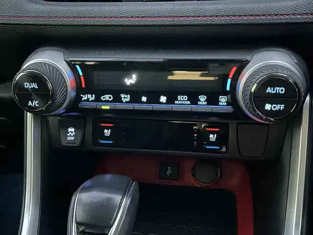 トヨタ ＲＡＶ４ アドベンチャー オフロードPKG 愛知県 2021(令3)年 3.6万km スーパーホワイトⅡ ワンオーナー/純正ディスプレイオーディオ/バックカメラ/Bluetooth/ウィンカーミラー/クルーズコントロール/プッシュスタート/パワーバックドア/レーンキープ/衝突軽減ブレーキ