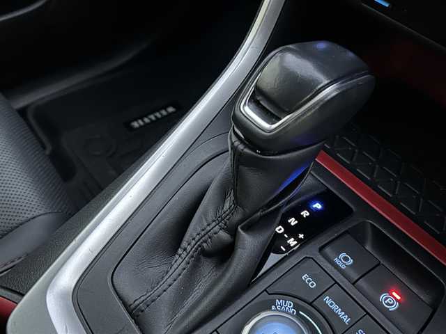 トヨタ ＲＡＶ４ アドベンチャー オフロードPKG 愛知県 2021(令3)年 3.6万km スーパーホワイトⅡ ワンオーナー/純正ディスプレイオーディオ/バックカメラ/Bluetooth/ウィンカーミラー/クルーズコントロール/プッシュスタート/パワーバックドア/レーンキープ/衝突軽減ブレーキ