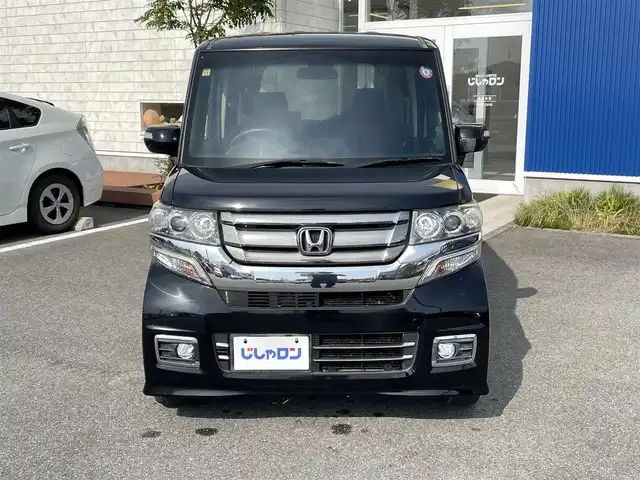 ホンダ Ｎ ＢＯＸ カスタム SSパッケージ 福島県 2015(平27)年 6.4万km クリスタルブラックパール (株)IDOMが運営する【じしゃロンいわき店】の自社ローン専用車両になります。こちらは現金またはオートローンご利用時の価格です。自社ローンご希望の方は別途その旨お申付け下さい/登録時走行距離63555km/ギャザーズ純正ナビゲーション/プッシュスタート/スマートキー/両側パワースライドドア/バックカメラ/シートヒーター/ウィンカーミラー /サイドバイザー/フロアマット/純正アルミホイール
