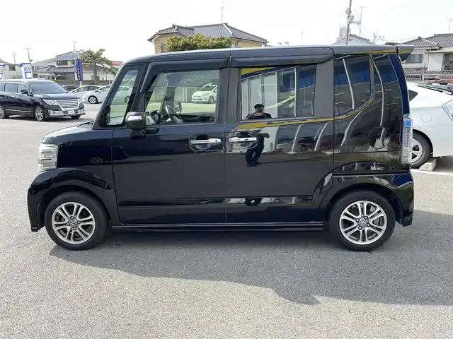 ホンダ Ｎ ＢＯＸ カスタム SSパッケージ 福島県 2015(平27)年 6.4万km クリスタルブラックパール (株)IDOMが運営する【じしゃロンいわき店】の自社ローン専用車両になります。こちらは現金またはオートローンご利用時の価格です。自社ローンご希望の方は別途その旨お申付け下さい/登録時走行距離63555km/ギャザーズ純正ナビゲーション/プッシュスタート/スマートキー/両側パワースライドドア/バックカメラ/シートヒーター/ウィンカーミラー /サイドバイザー/フロアマット/純正アルミホイール