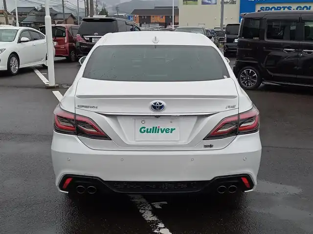 トヨタ クラウン ハイブリッド RS 福井県 2022(令4)年 9.7万km プレシャスホワイトパール 純正18インチAW/パノラミックビューモニター/ビルトインETC2.0/純正ナビ/フルセグテレビ/ヘッドアップディスプレイ/BSM/ステアリングヒーター/前席パワーシート/前後ドライブレコーダー/シートヒーター/全車速追従機能付クルーズコントロール/前後コーナーセンサー/SOSボタン/衝突被害軽減システム/レーンキープアシスト/横滑り防止装置/盗難防止装置/本革巻きステアリング/アイドリングストップ/オートホールド/純正フロアマット/スマートキー