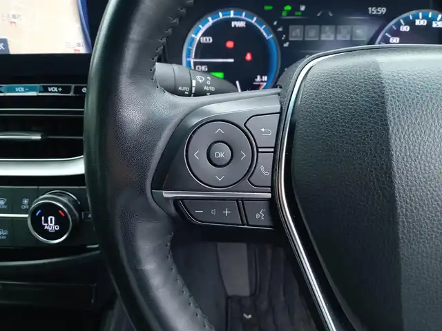 トヨタ クラウン ハイブリッド RS 福井県 2022(令4)年 9.7万km プレシャスホワイトパール 純正18インチAW/パノラミックビューモニター/ビルトインETC2.0/純正ナビ/フルセグテレビ/ヘッドアップディスプレイ/BSM/ステアリングヒーター/前席パワーシート/前後ドライブレコーダー/シートヒーター/全車速追従機能付クルーズコントロール/前後コーナーセンサー/SOSボタン/衝突被害軽減システム/レーンキープアシスト/横滑り防止装置/盗難防止装置/本革巻きステアリング/アイドリングストップ/オートホールド/純正フロアマット/スマートキー
