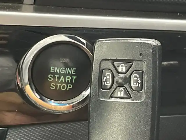 トヨタ エスティマ アエラス プレミアムエディション 新潟県 2016(平28)年 7.5万km ホワイトパールクリスタルシャイン 純正メモリナビ【NSZA-X64T】/　フルセグTV/Bluetooth/CD/DVD/純正フリップダウンモニター/両側パワースライドドア/ハーフレザーシート/D席パワーシート/バックモニター/ビルトインETC/横滑り防止装置/オートライト/レザーステアリング/ステアリングスイッチ